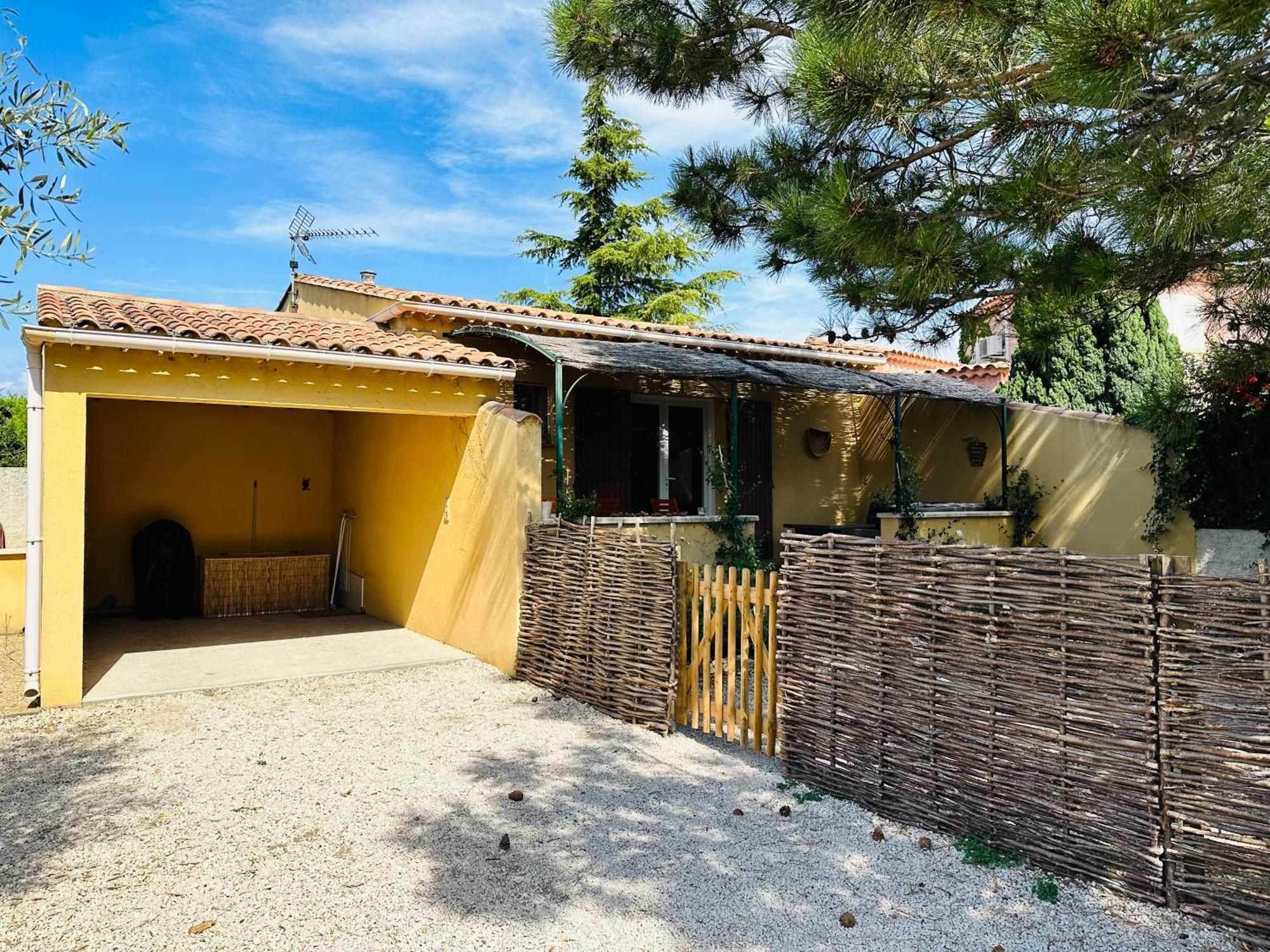 La Pitchoune : Gite Aux Pieds Des Alpilles Mouries Exterior photo