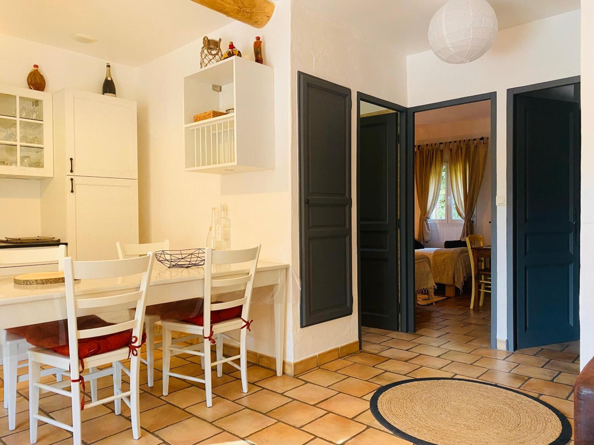 La Pitchoune : Gite Aux Pieds Des Alpilles Mouries Exterior photo