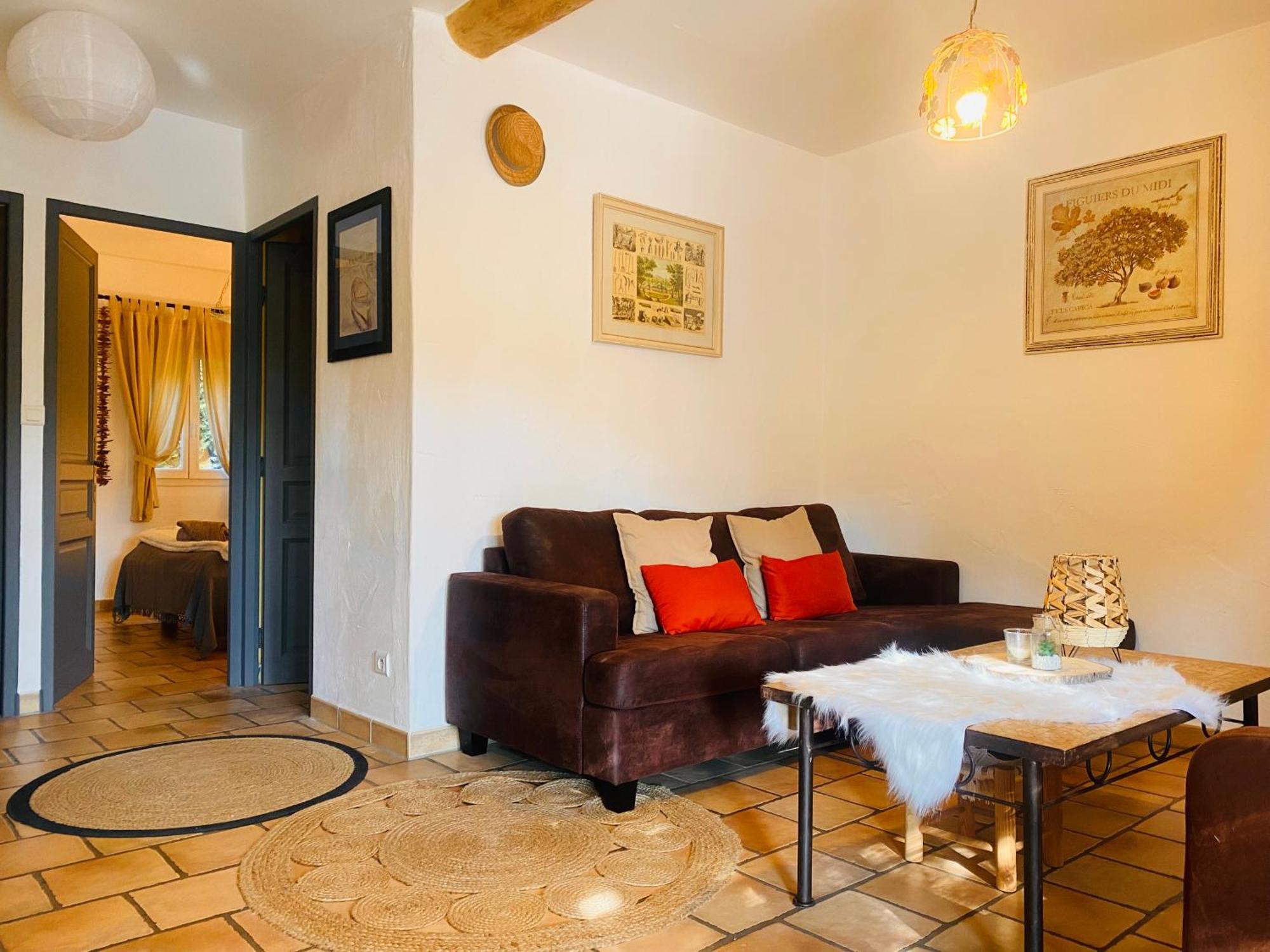 La Pitchoune : Gite Aux Pieds Des Alpilles Mouries Exterior photo